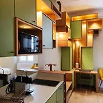 Superb Apartment, Air-conditioned, Parking Appartement